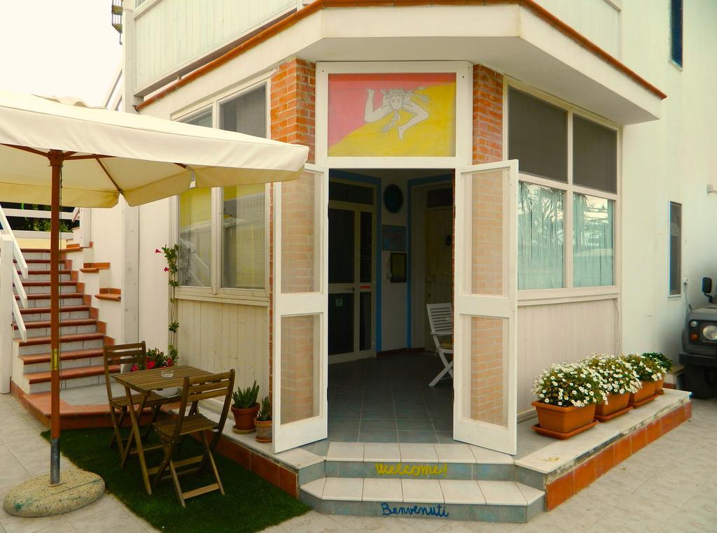 B&B ซานเลโอเน ภายนอก รูปภาพ